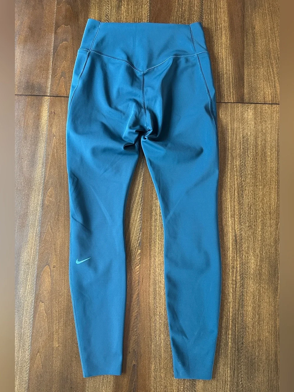 Nike Women’s Workout Set Size Small Teal Blue
